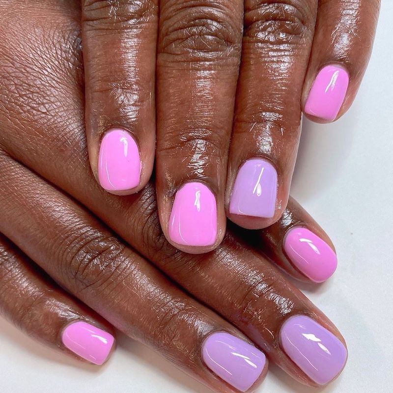 Manicure rosa gradiente