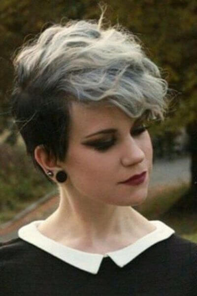 Penteados ondulados curtos - pixies de corte de cabelo preto e cinza para cabelos ondulados