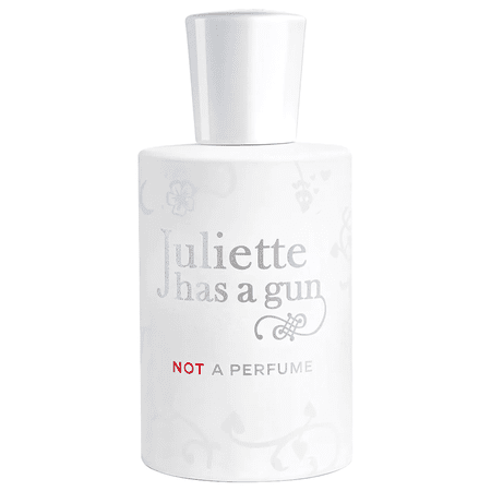 Julieta tem uma arma, não um perfume