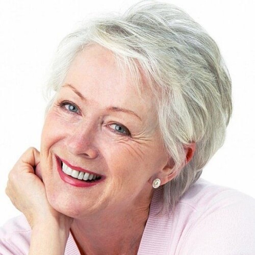 Penteados curtos para mulheres com mais de 60 anos