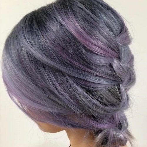 Cabelo cinza-violeta de cor