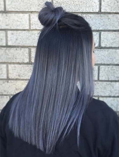 cabelo esfumaçado de inverno azul e cinza